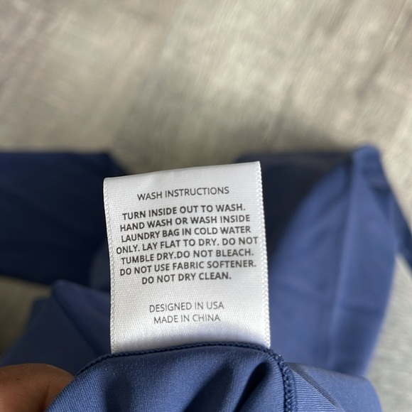 SHEFIT Boss Leggings - Picture 9 of 12